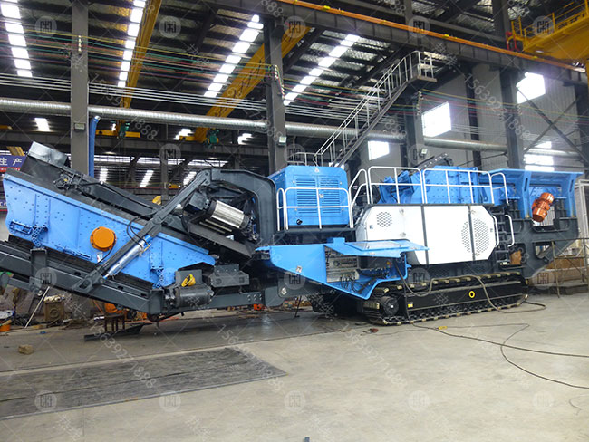 履帶移動(dòng)預(yù)篩分破碎站